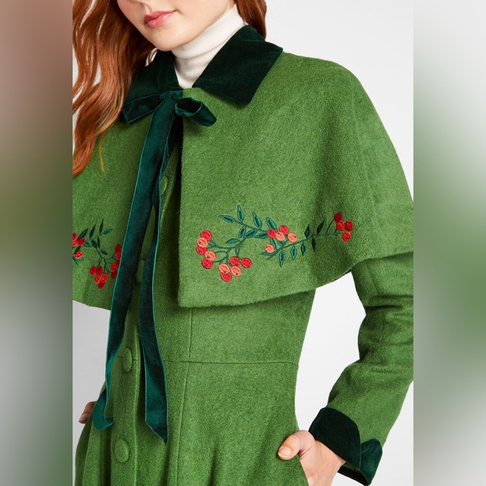 ModCloth x Collectif Sophisticate Coat & Cape - Picture 2 of 7
